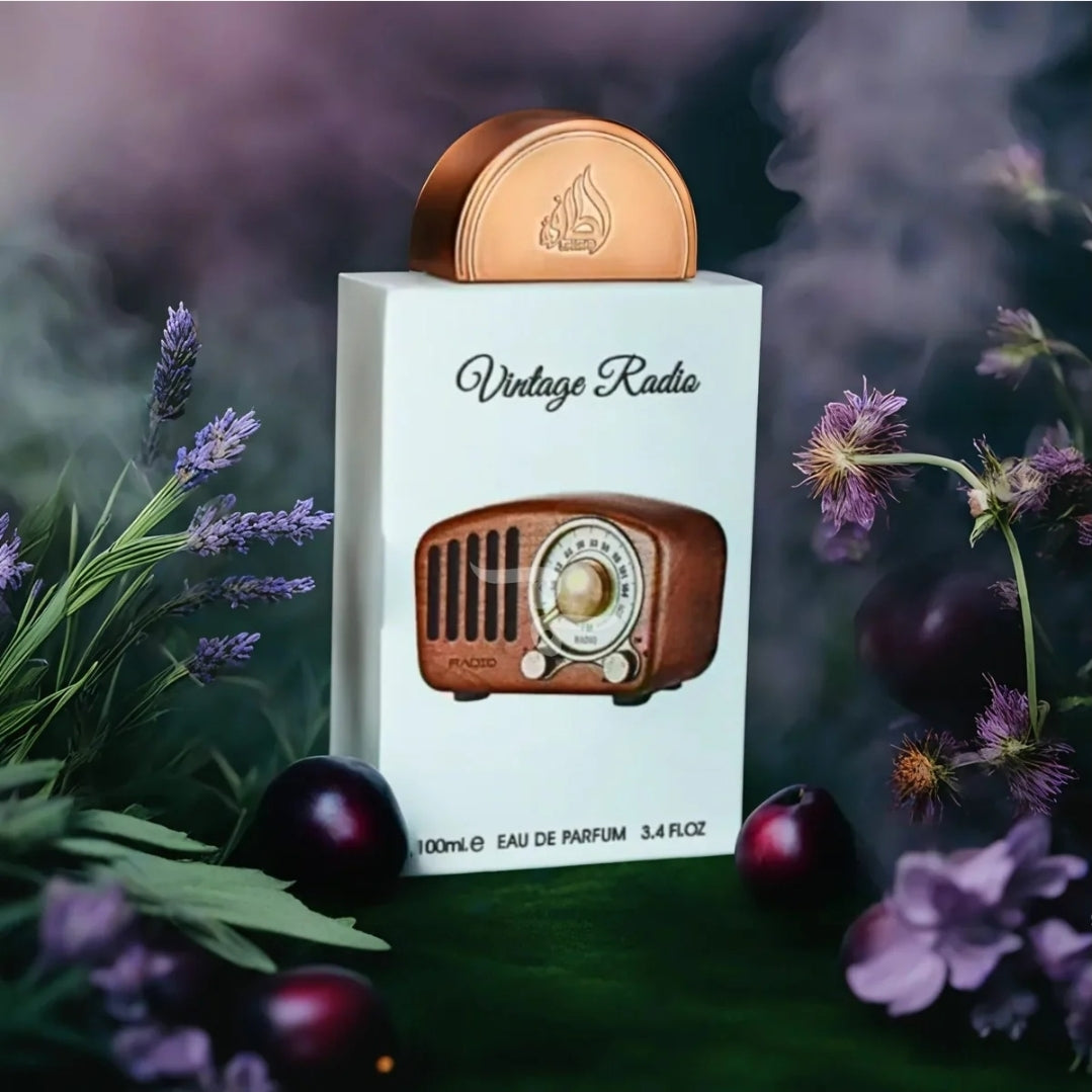 Vintage Radio Gift Set by Lattafa Pride